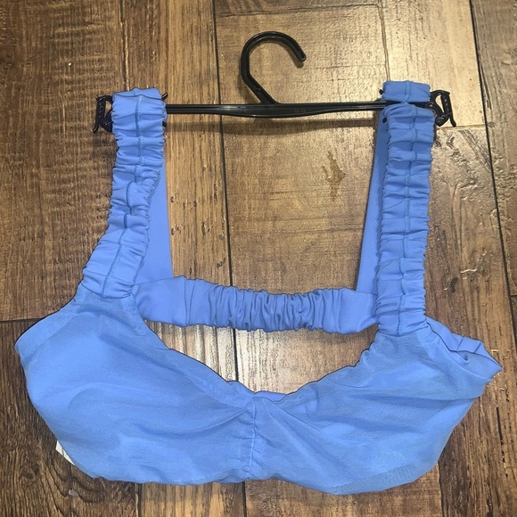 Light Blue Ruched Strap Crop bra workout bathing suit $58 
Small boho spring - Picture 2 of 4